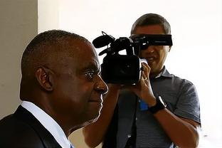 队报：奥纳纳是在政治压力下重返喀麦隆国家队